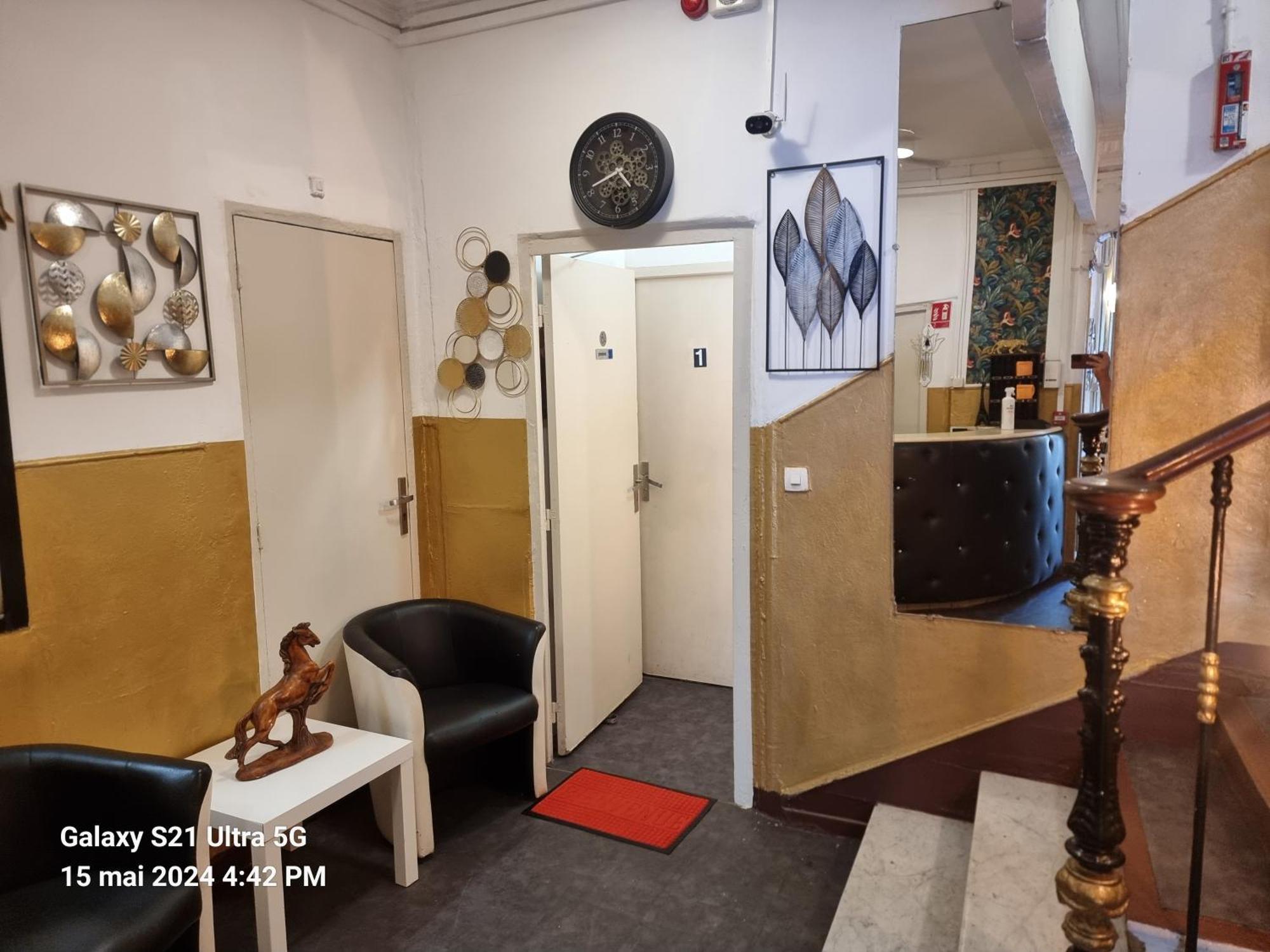 Hotel Des Allees Marseilles Zimmer foto