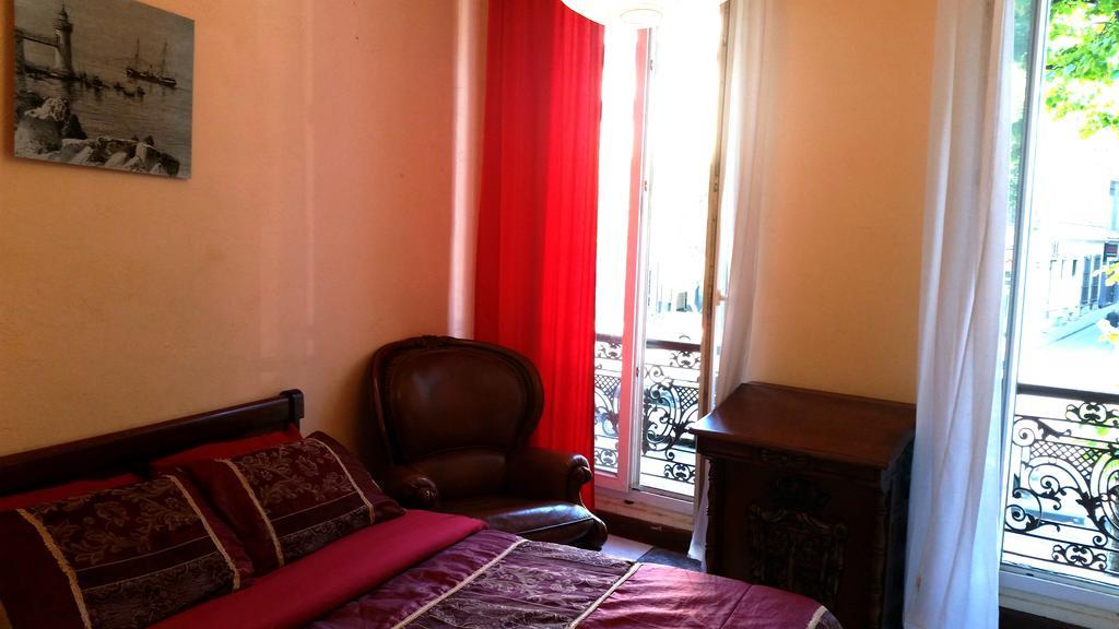 Hotel Des Allees Marseilles Zimmer foto